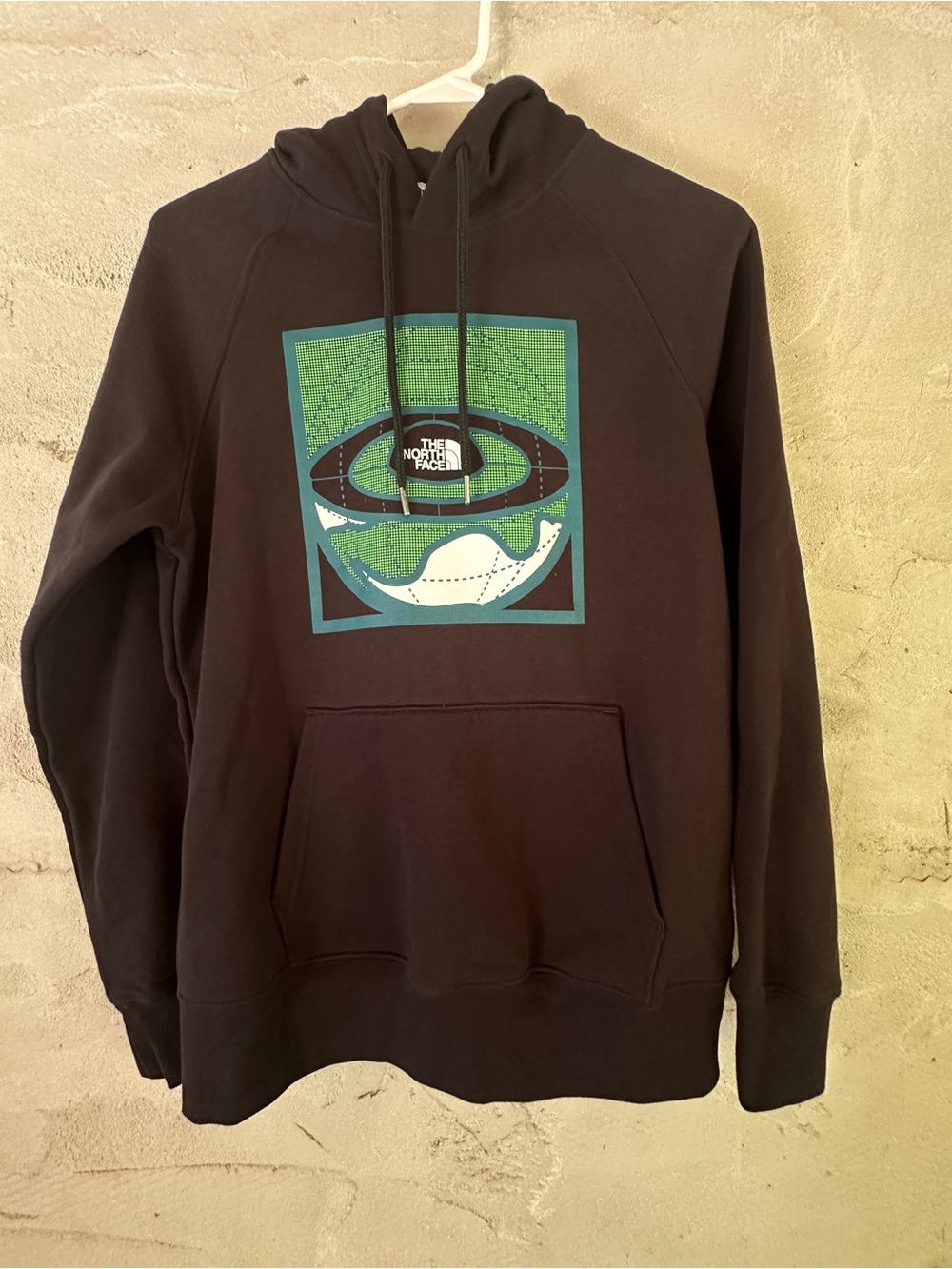 The North Face New Views Same Planet Hoodie Women’s Small Black NWT